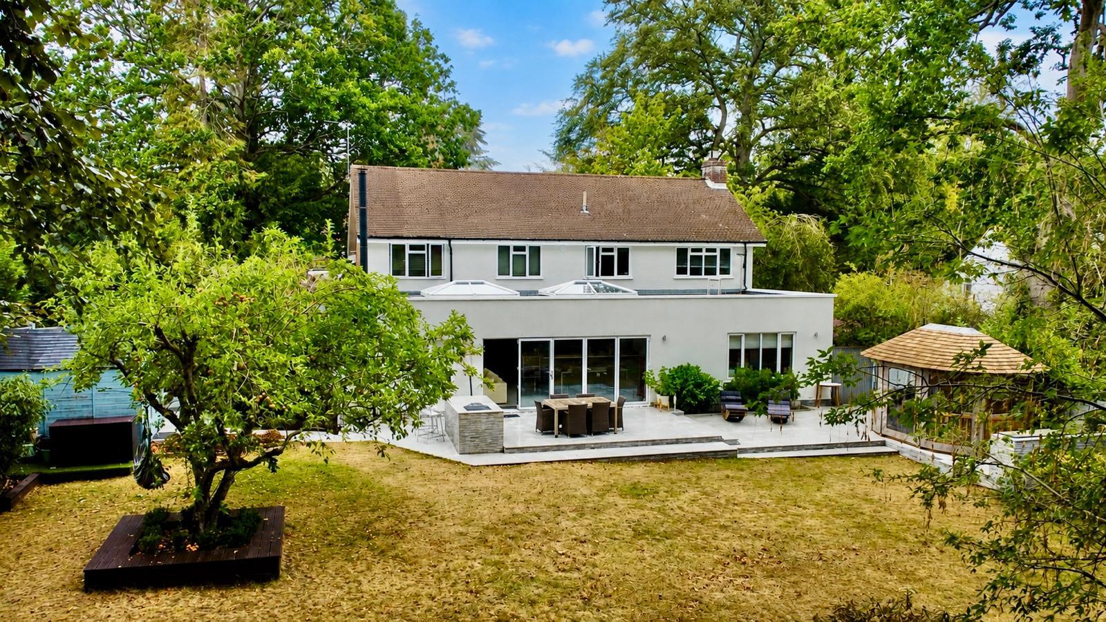 Highclere Drive, Camberley